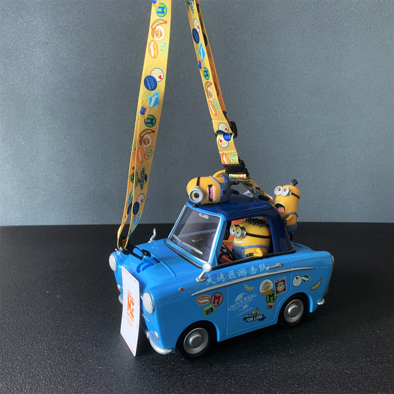 Home Cinema Movies - Universal Studios Car Shaped Popcorn Bucket